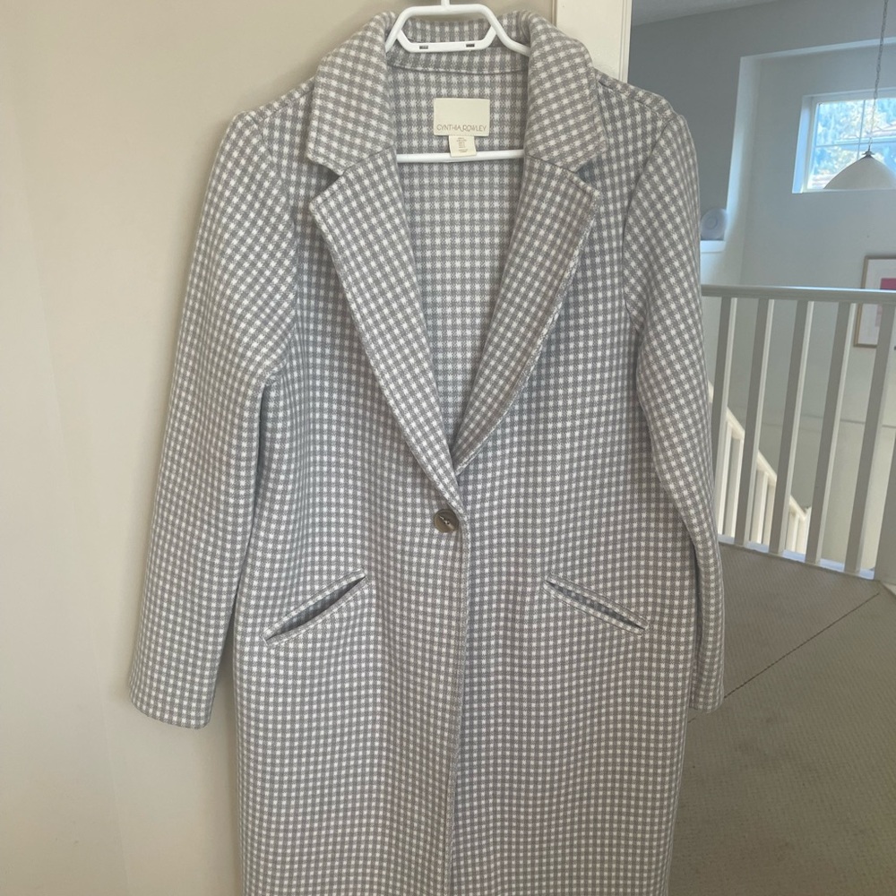 Super fun Cynthia Rowley single button coat!